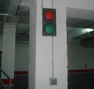 control semaforico en parking