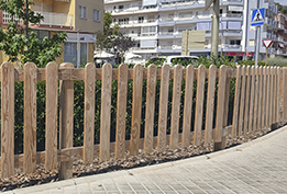 valla de madera instalada
