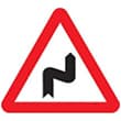 señal de trafico curvas peligrosas hacia la derecha