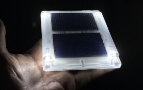 Baliza led solar para pórticos