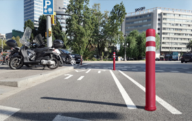 pilonas a-blen carril bici