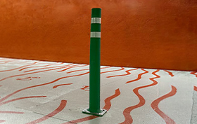 pilona flexible con placa